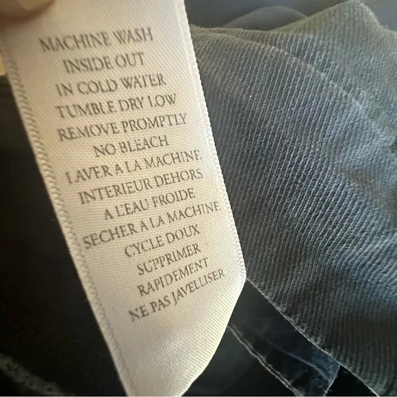 Frank & Eileen Wicklow 2
Chino Pants Stonewash Black
Denim Raw Hem Womens - Picture 10 of 11